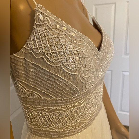 NWT Adrianna Papell Beaded Gown 8 - Picture 3 of 10